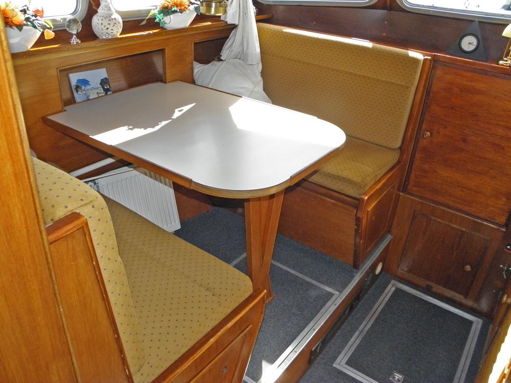 Fore ship, Accommodation